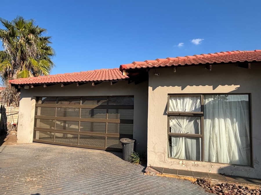 3 Bedroom Property for Sale in Mogwase North West